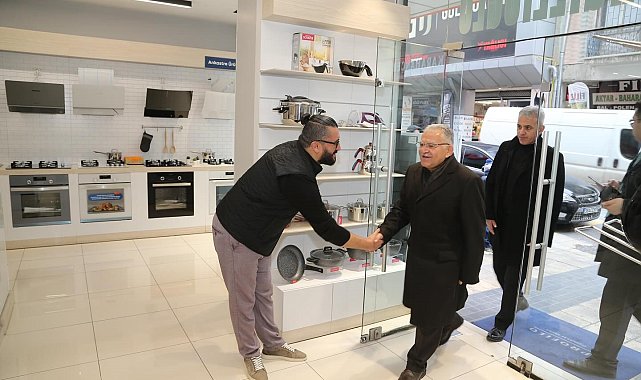 Başkan Büyükkılıç'tan esnaf ziyareti
