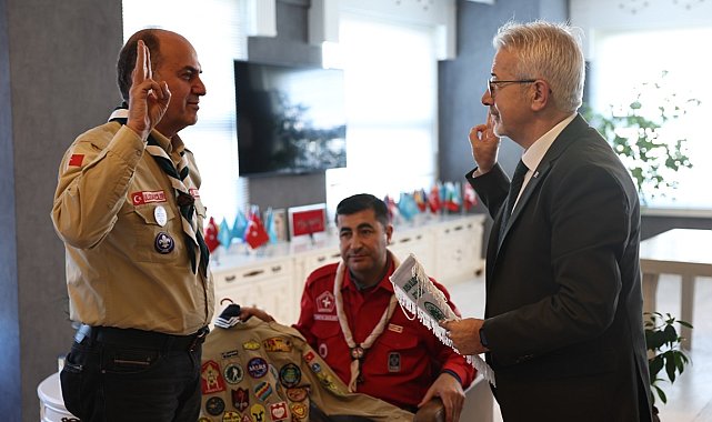 Başkan Erdem izcileri ağırladı