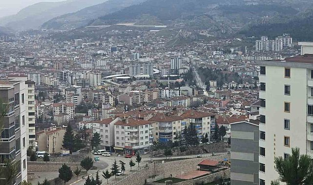 Başkan Eroğlu: "Bin 500 konutu 1 TL kâr elde etmeden üreteceğiz"