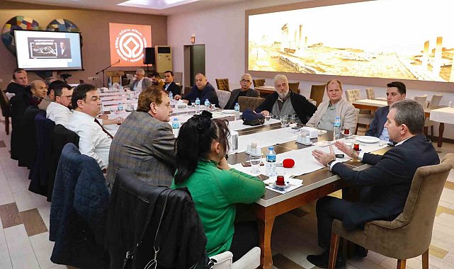 Başkan Koştu, gazetecilerle buluştu