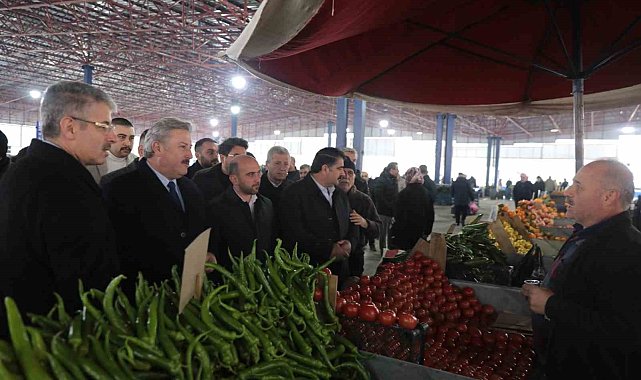 Başkan Palancıoğlu'ndan Hürriyet esnafına ziyaret