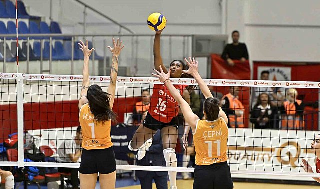 Başkan Uysal, galibiyet sevincine ortak oldu