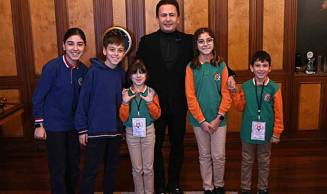 Başkan Yazıcı'dan Osmangazi Ortaokulu'na konferans salonu müjdesi