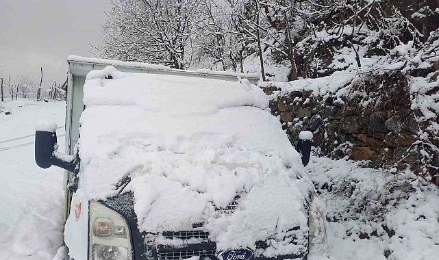 Batman'da 70'in üzerinde köy yolu kardan ulaşıma kapadı
