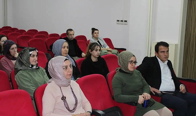 Bayburt'ta 'Aile Söyleşileri' programı düzenlendi
