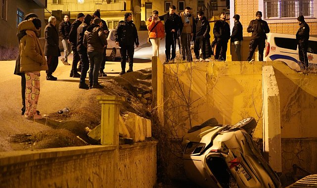 Bayburt'ta trafik kazası: 3 öğretmen yaralandı