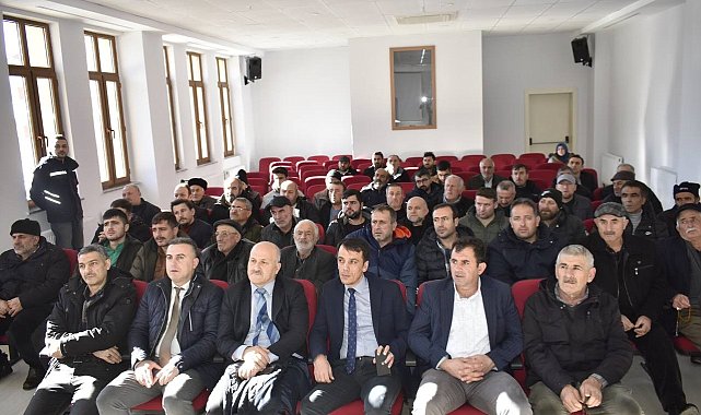 Bayburt'ta üreticiler yatırımlar konusunda bilgilendirildi
