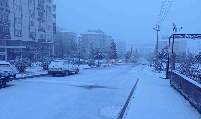 Besni beyaza büründü