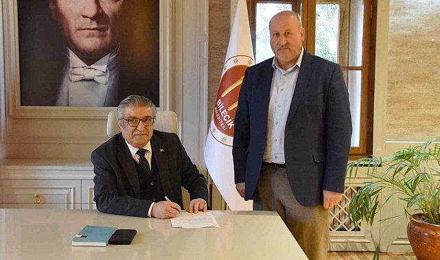 Bilecik Belediye Başkanlığı koltuğuna Mustafa Sadık Kaya oturdu