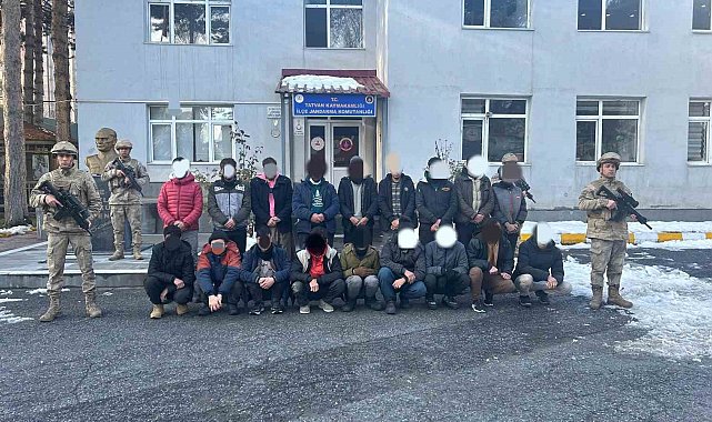 Bitlis'te 18 kaçak göçmen yakalandı