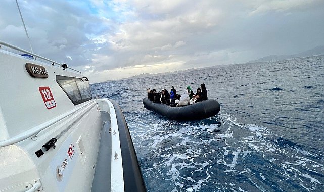 Bodrum'da 24 düzensiz göçmen kurtarıldı