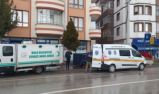 Bolu'da hava almak için çıktığı balkondan düşen 91 yaşındaki adam hayatını kaybetti