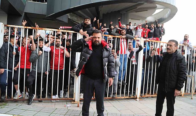 Bülent Uygun'dan asker selamı!