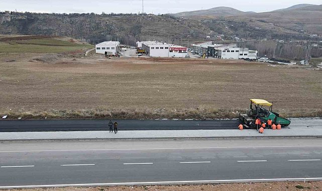 Bünyan'da asfalt çalışmaları son hız devam ediyor