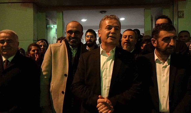 Burdur&#039;da AK Parti Belediye Başkan Adayı Şimşek&#039;e coşkulu karşılama