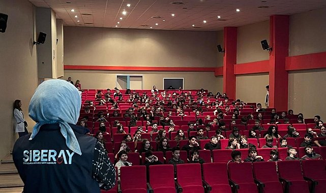 Bursa emniyetinden öğrencilere "Siber Güvenlik" eğitimi