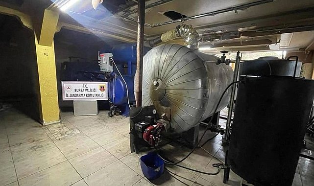 Bursa'da kaçak akaryakıt tesisinde 5 bin litre kaçak motorin ele geçirildi