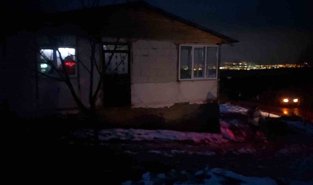 Bursa'da zihinsel engelli genç annesini bıçakla öldürdü