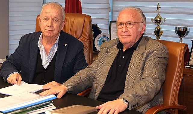 Bursaspor'da başkan adaylarının yönetim listeleri belli oldu