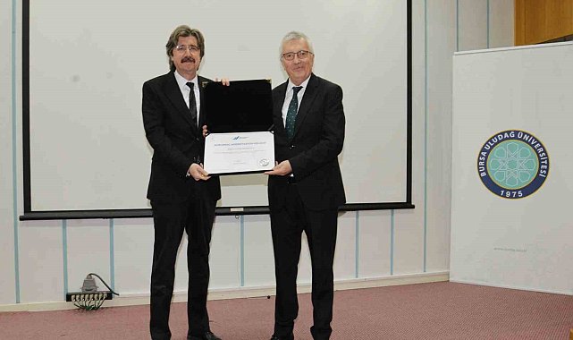 BUÜ, YÖKAK Akreditasyon Belgesi'ni aldı