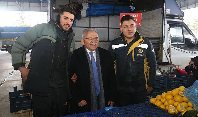 Büyükkılıç'tan pazar yerine ziyaret