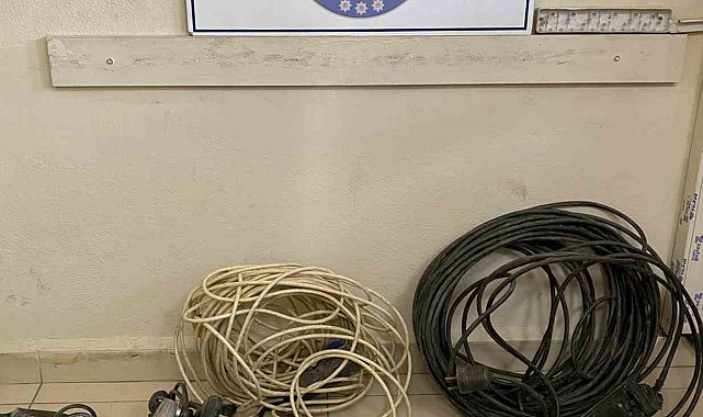 Çaldıkları malzemelerle yakalanan 2 şüpheli tutuklandı