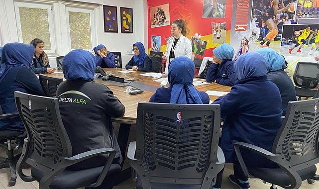 Çalışan kadınlara önce eğitim sonra tarama yapıldı