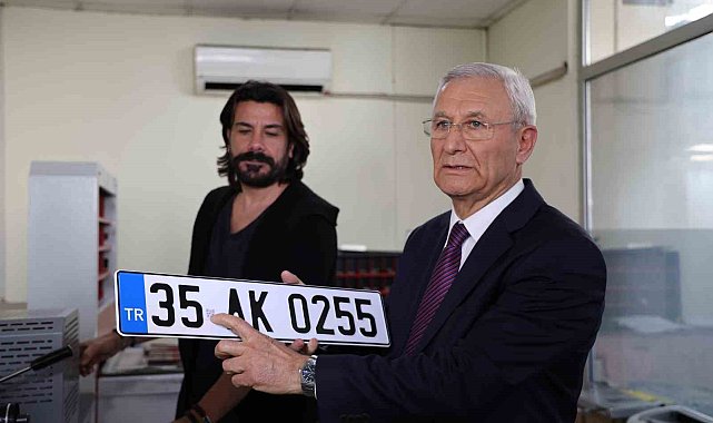 Celil Anık: "İzmir'de taksi ücretlerine zam yok"