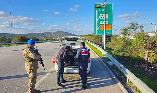 Çeşme'de jandarmadan sıkı denetim