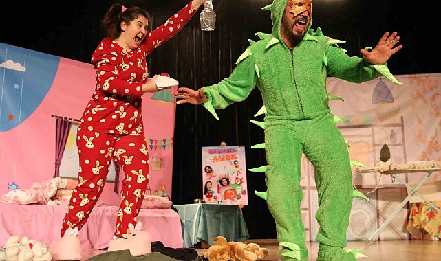 Çocuklara sağlıklı yaşam tiyatro ile anlatıldı