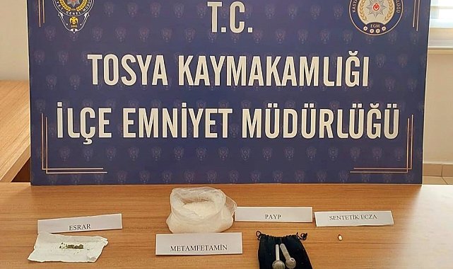 D100'de durdurulan araçta uyuşturucu ele geçirildi: 2 tutuklama