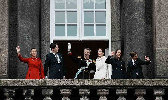 Danimarka Kraliçesi Margrethe II resmen tahtan çekildi