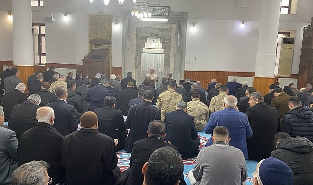 Depremde hayatını kaybeden gazeteciler için mevlit okutuldu