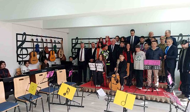 Didim'de 15 bin 76 öğrenci yarıyıl tatiline girdi