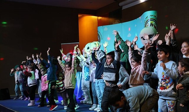 Dilovası'nda çocuklar doyasıya eğlendi