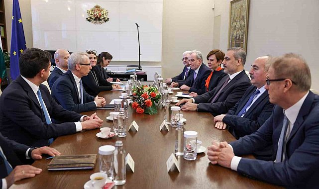 Dışişleri Bakanı Fidan, Bulgaristan Başbakanı Denkov ile görüştü