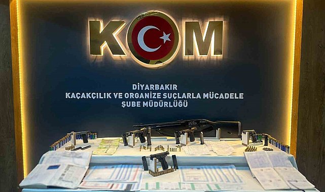 Diyarbakır'da 30 milyon TL'lik şüpheli hesap polisi harekete geçirdi: 10 gözaltı