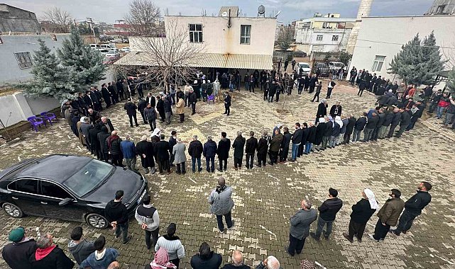 Diyarbakır'da iki aile arasındaki 3 yıllık husumet iş adamının aracılığıyla son buldu