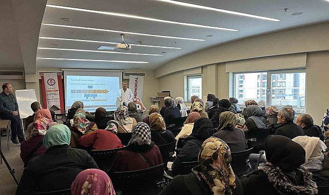 Diyarbakır'da vatandaşlar kansere karşı bilinçlendiriliyor
