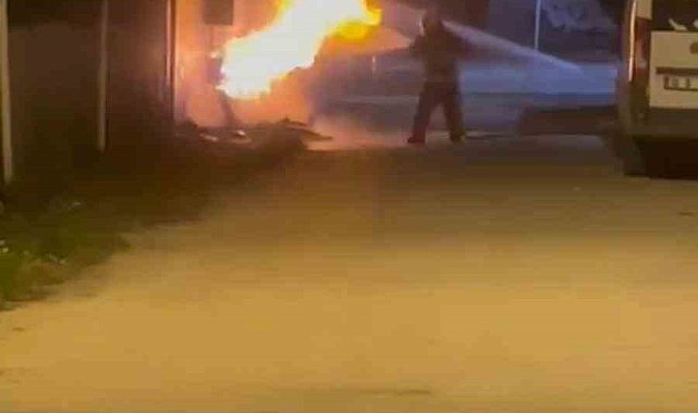 Doğal gaz borusu patladı, mahalleli ayağa kalktı