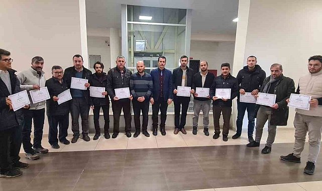 Dumlupınar'da cami görevlilerine etkili hutbe sunumu semineri
