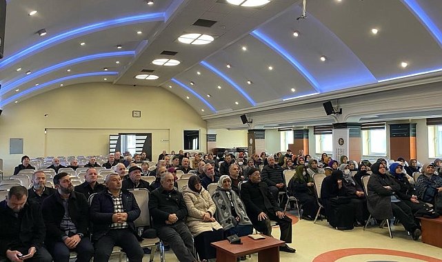 Düzce'de umre semineri düzenlendi