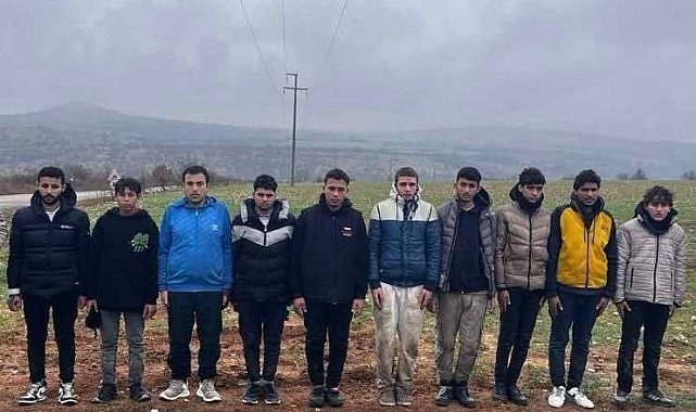 Edirne'de 218 göçmen ve 8 şüpheli organizatör yakalandı