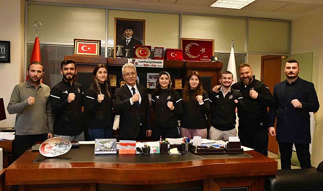 EGO Spor, şampiyonlarıyla sözleşme yeniledi