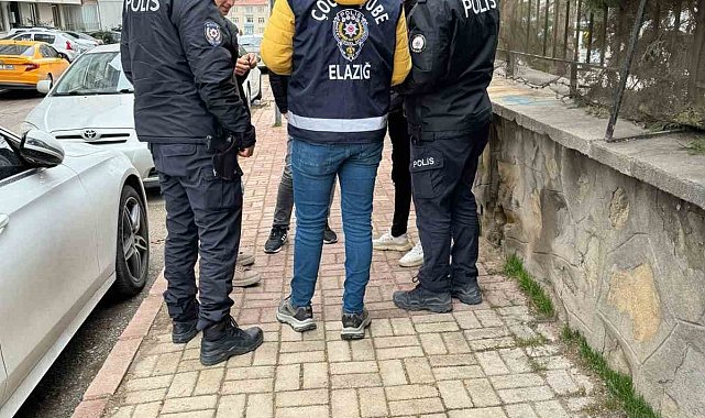 Elazığ'da okul önü denetimleri sürüyor