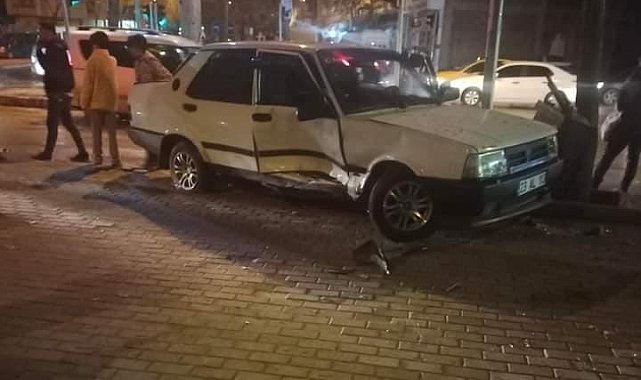 Elazığ'da zincirleme trafik kazası: 1 yaralı