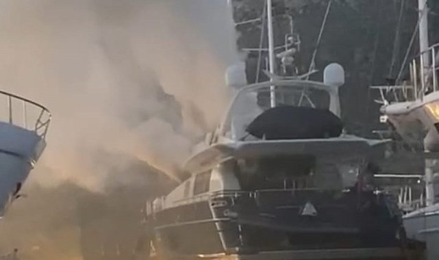 Elektrik arızası nedeniyle bakıma getirilen yat alev aldı