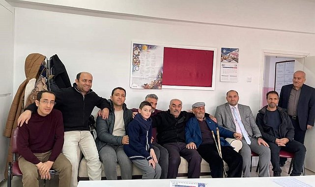 Emekli öğretmenlere vefa yemeği