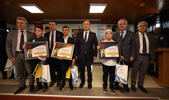 En güzel ezanı okumak için yarıştılar