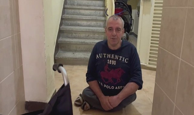 Engelli olduğunu düşünerek yardım etti ama gerçek bambaşka çıktı